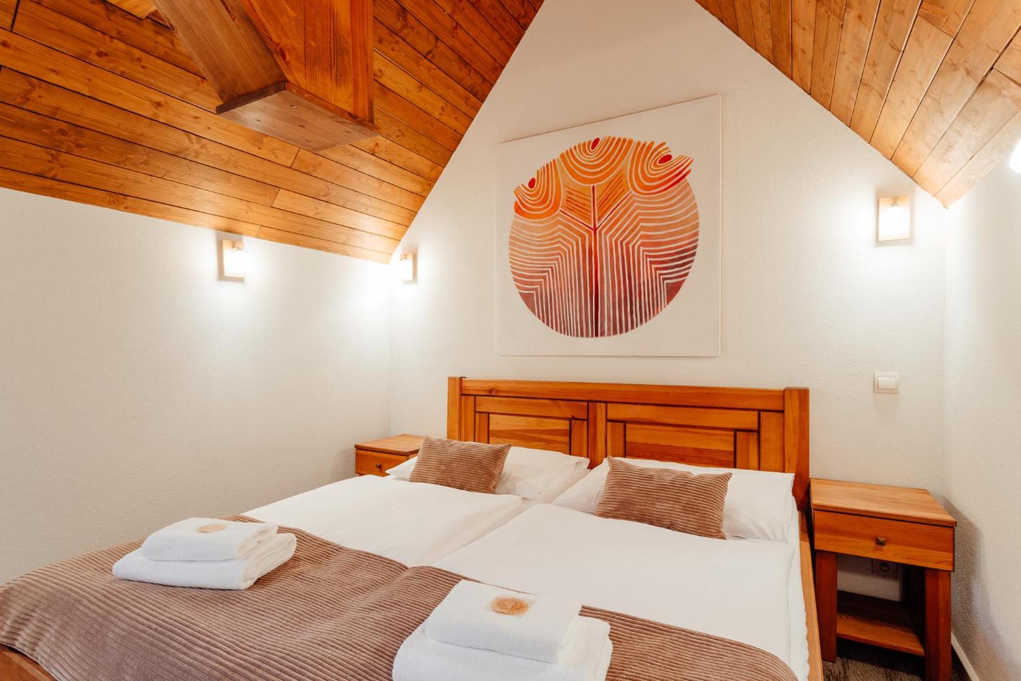 Hotel Mikulasska Chata Демяновская долина Экстерьер фото