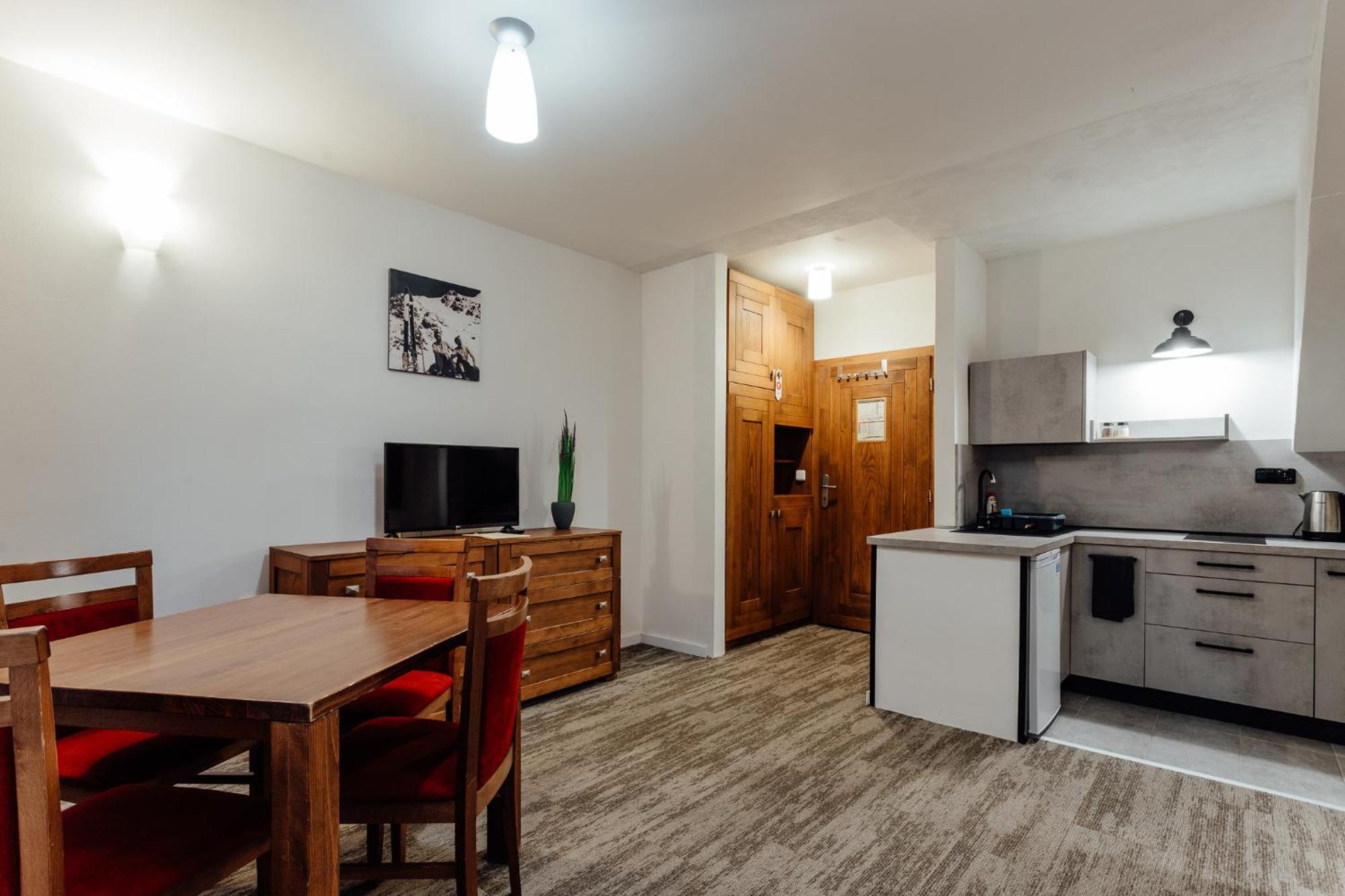 Hotel Mikulasska Chata Демяновская долина Экстерьер фото